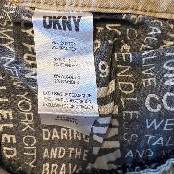 Dkny Cream Slim Jeans with Classic Design - Picture 6 of 6